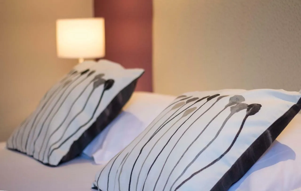 *** Bed & Breakfast La Belle Monsoise Bed and Breakfast Frankrijk